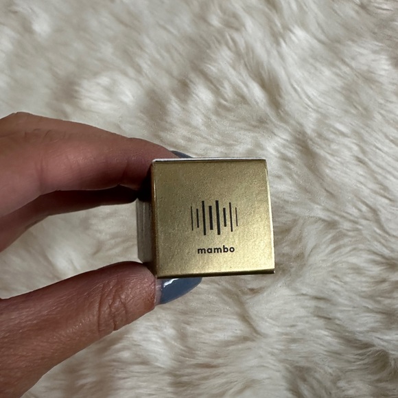 CODE 8 matte velour lipstick - Picture 7 of 10